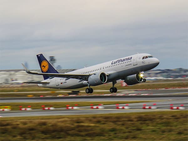 Lufthansa A320neo