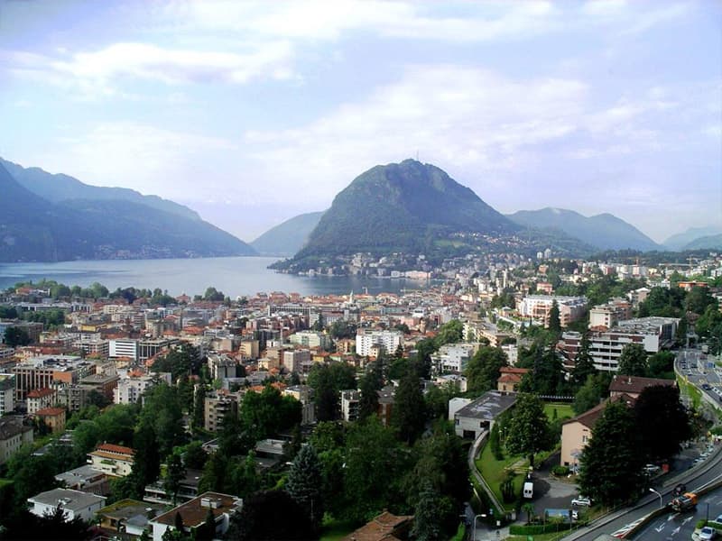ルガノの旅行 観光ガイド スイス旅行専門 スイスツアーズ Swisstours