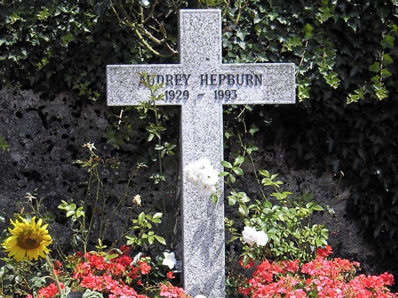 オードリー・ヘップバーンの墓
