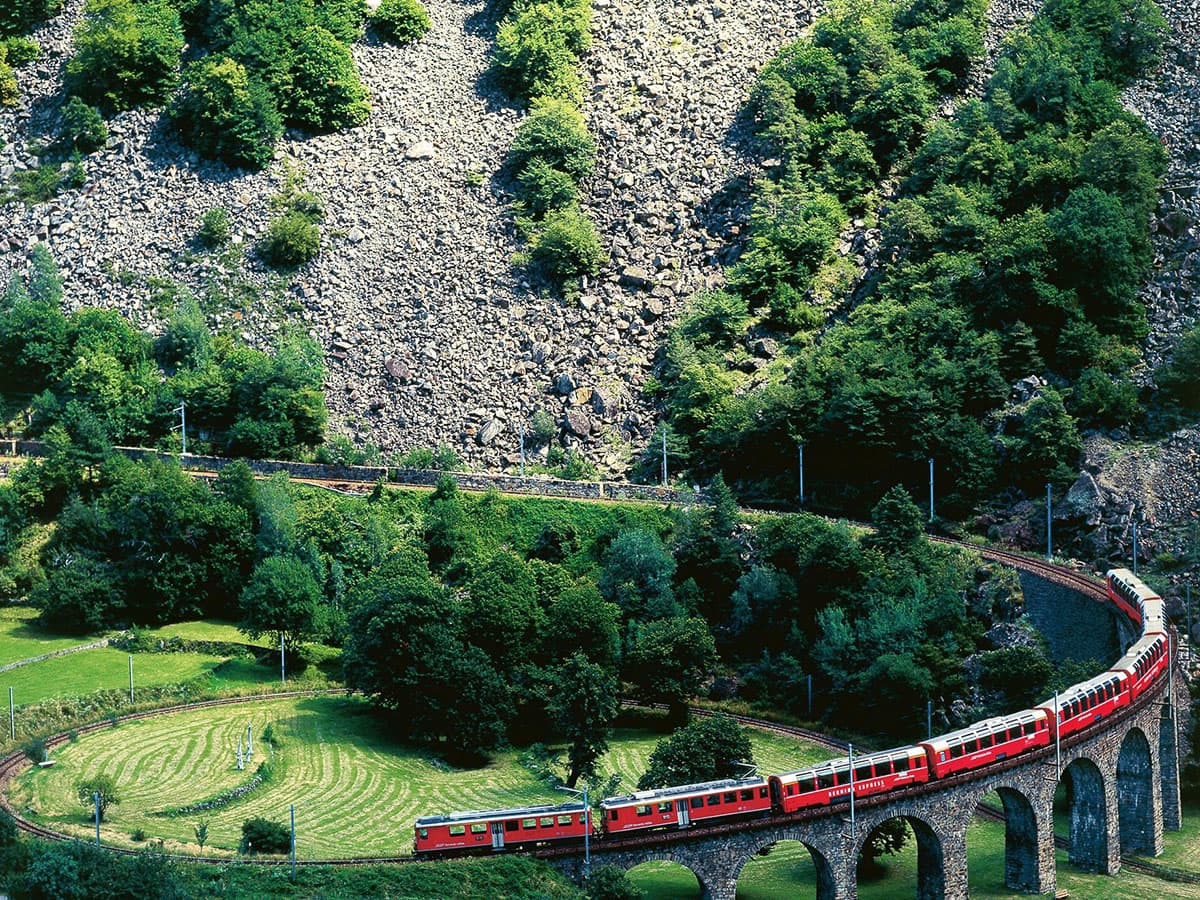 ベルニナ急行・ブルージオのループ橋