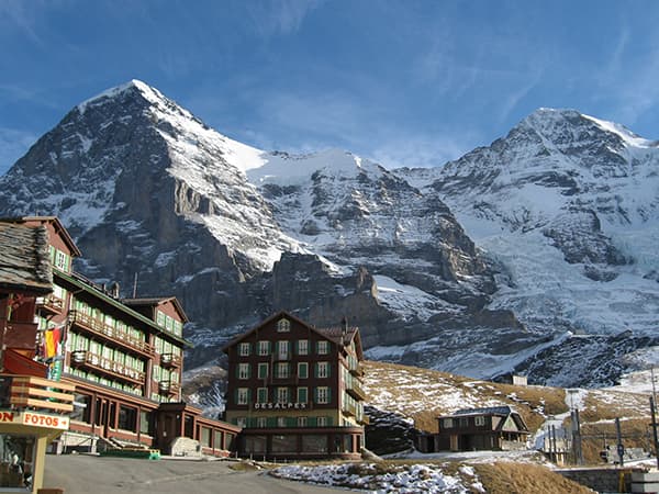 グリンデルワルトとユングフラウ地方
